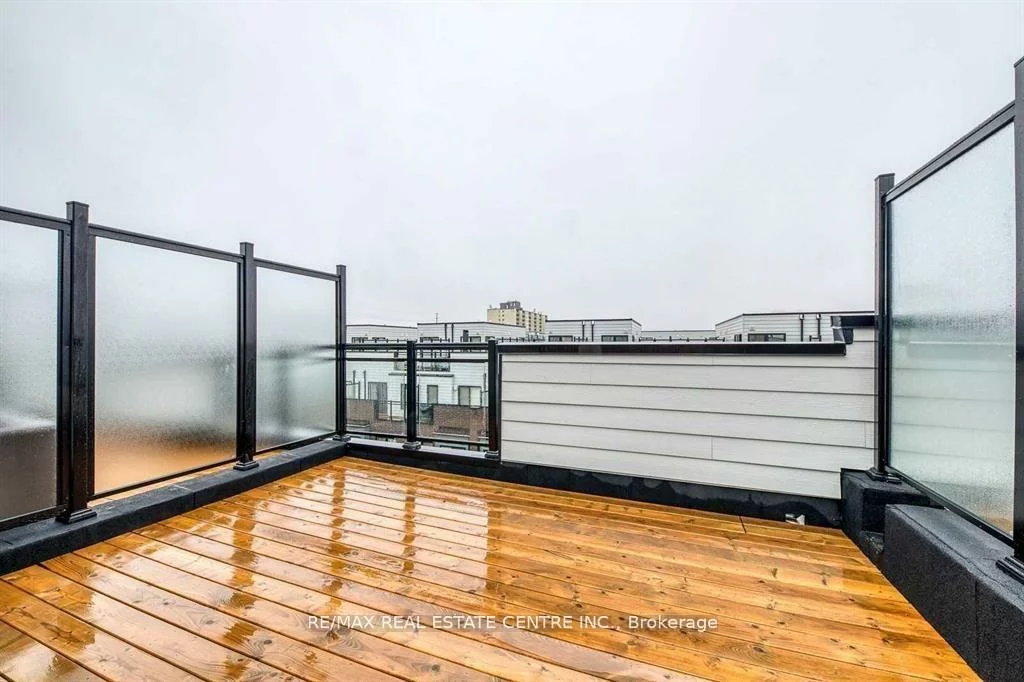 2285, Mcnab, Clarkson, Mississauga