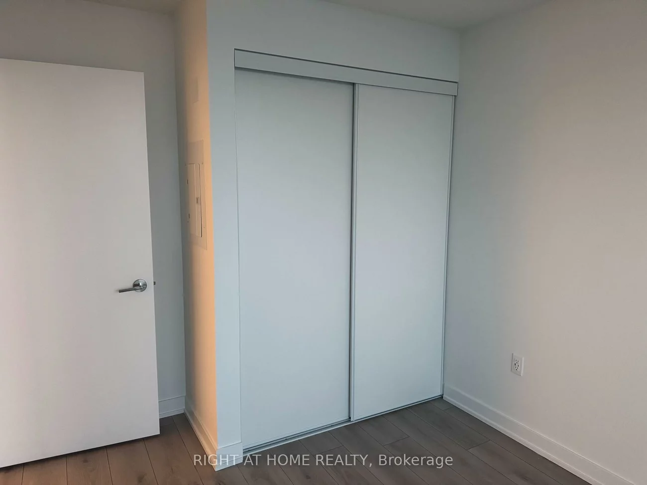 1, Fairview, Mississauga Valleys, Mississauga