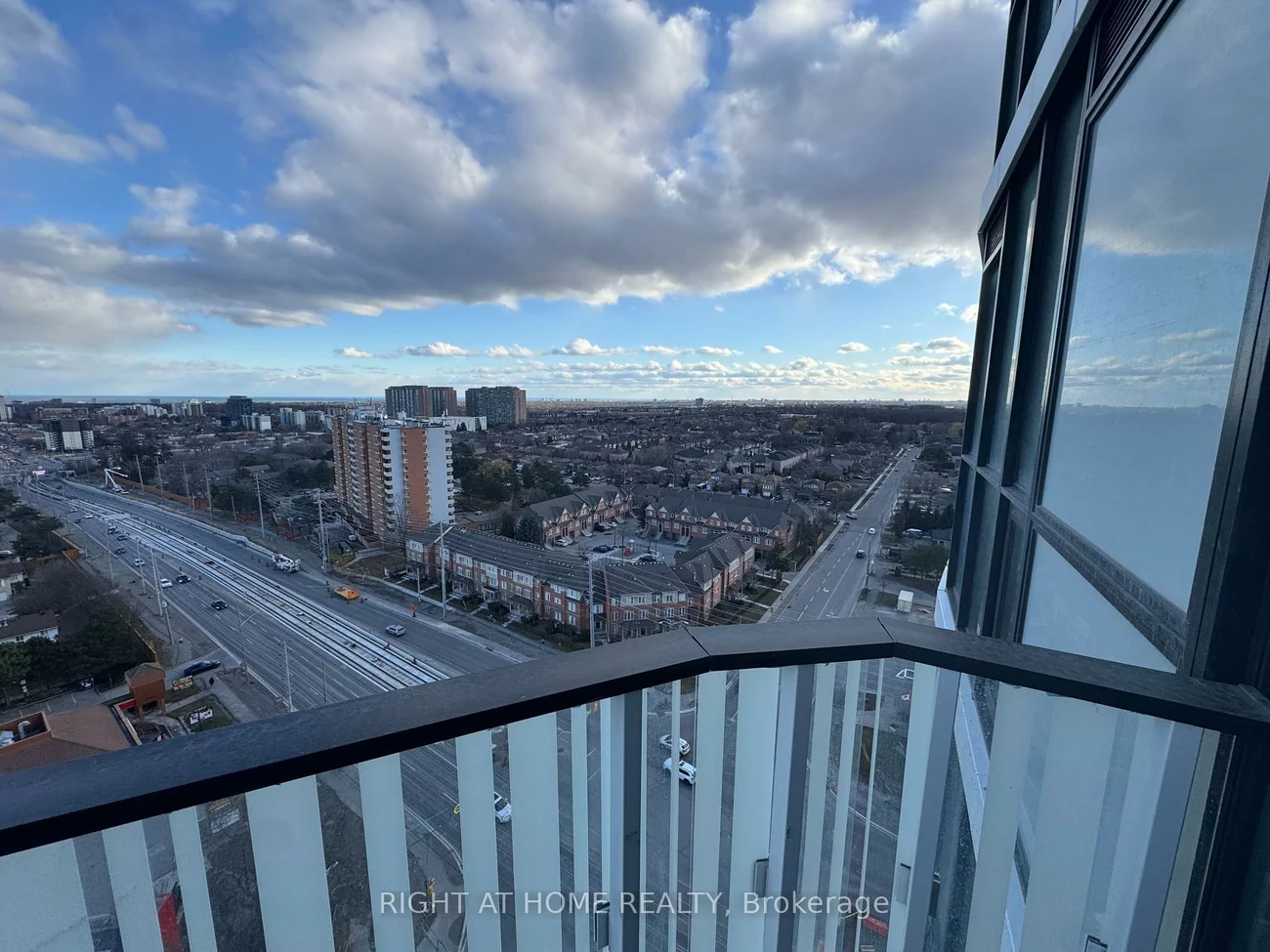 1, Fairview, Mississauga Valleys, Mississauga