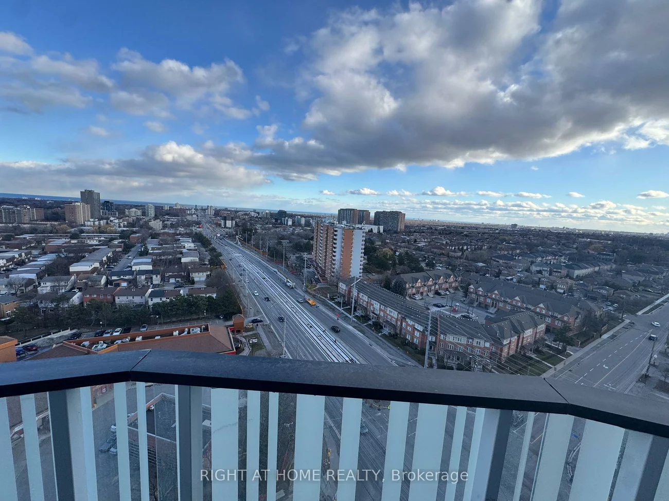 1, Fairview, Mississauga Valleys, Mississauga