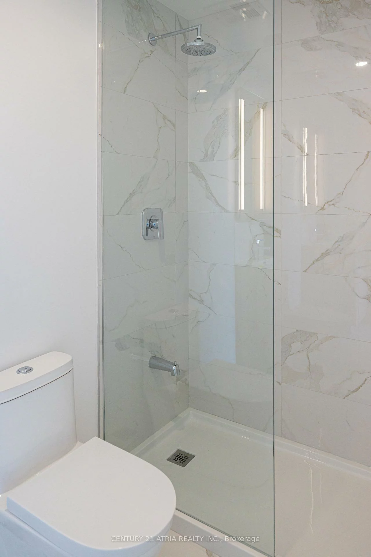 220, Missinnihe, Port Credit, Mississauga