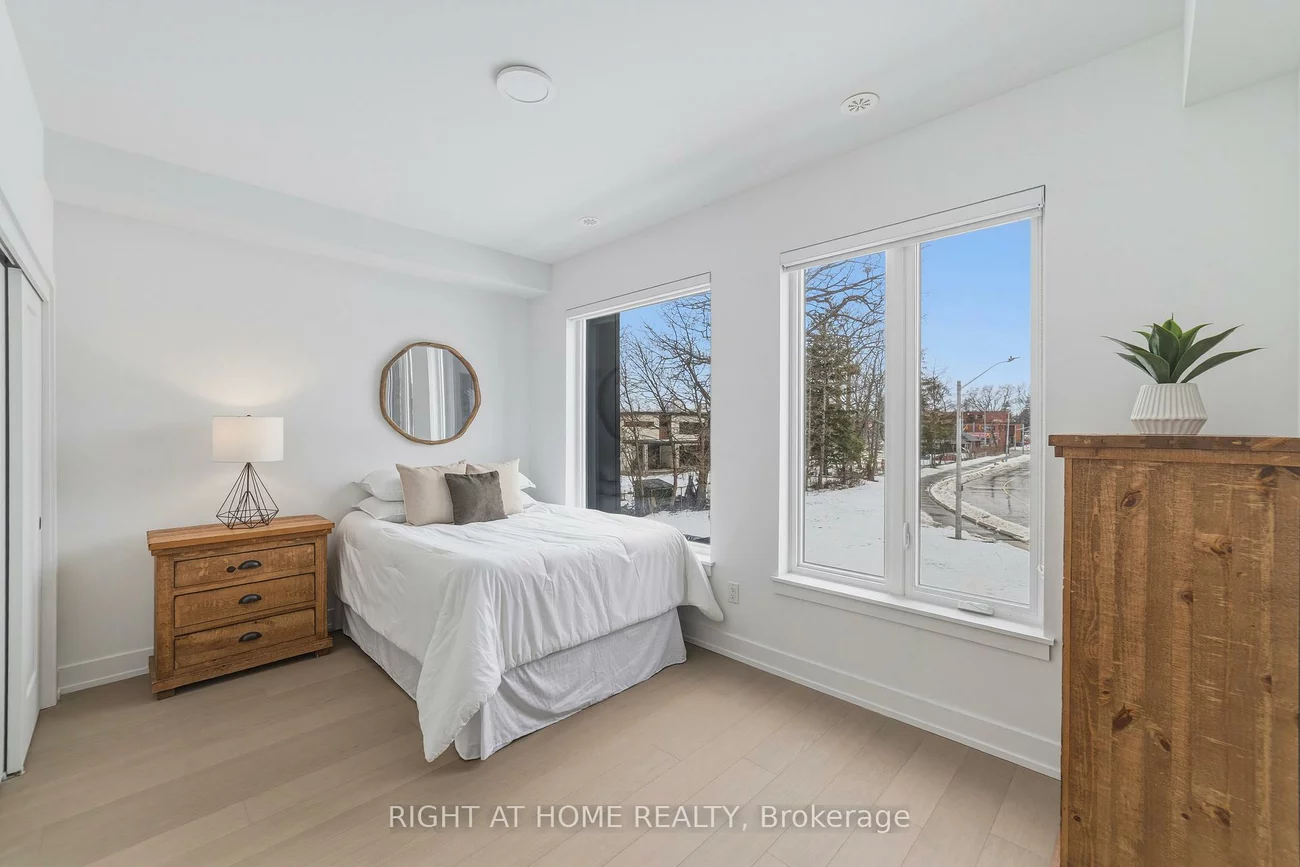 10, Lou Parsons, Port Credit, Mississauga