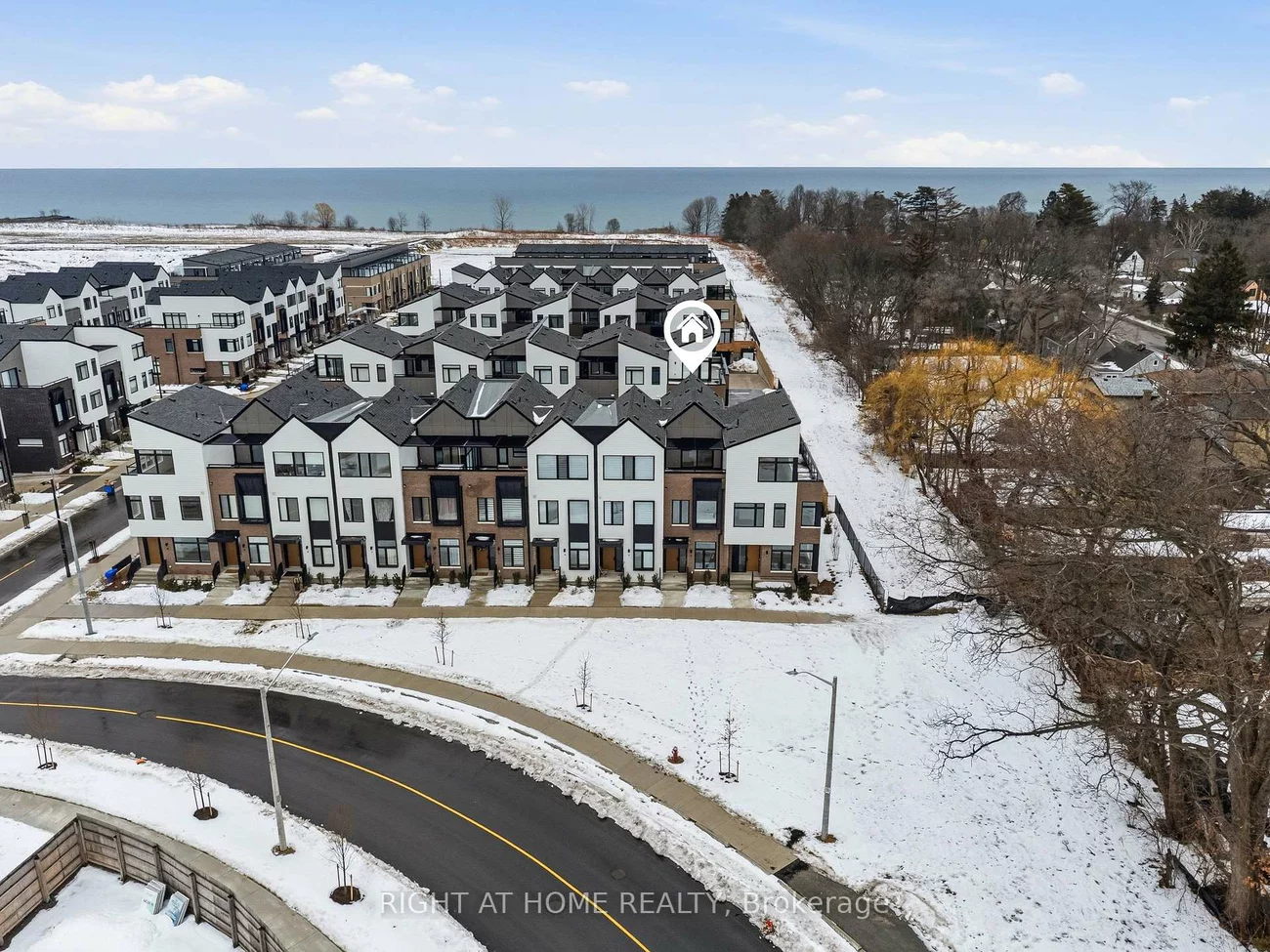 10, Lou Parsons, Port Credit, Mississauga