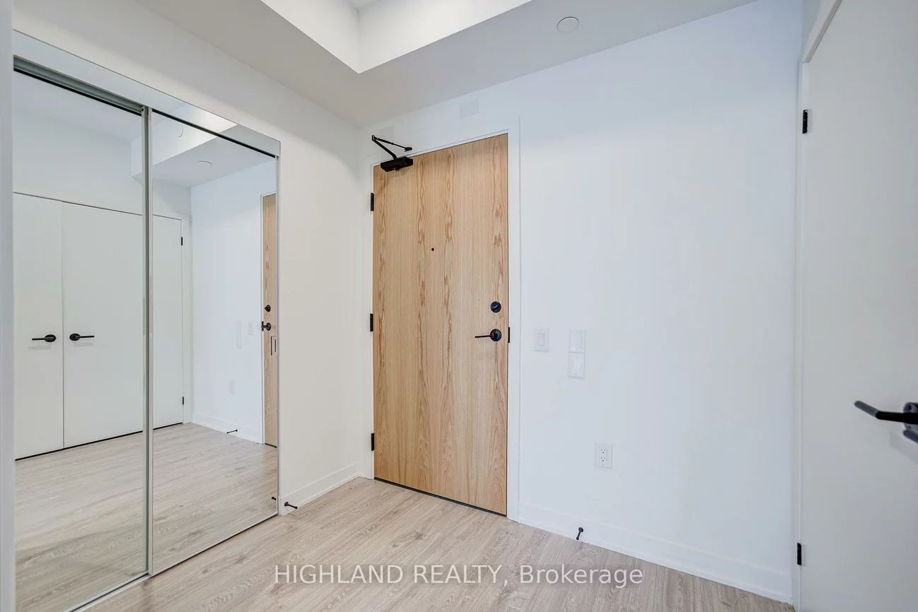 2495, Eglinton, Central Erin Mills, Mississauga