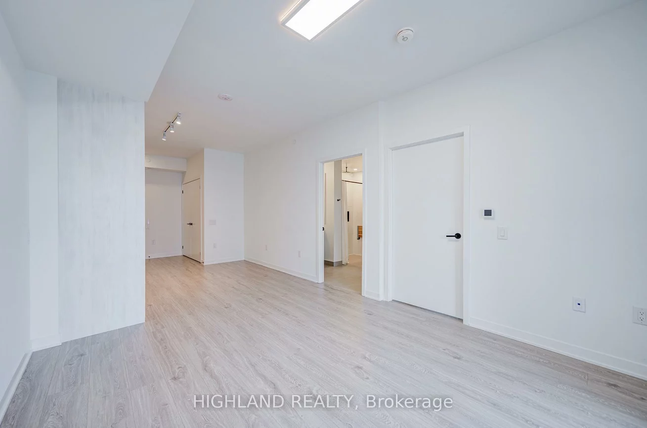 2495, Eglinton, Central Erin Mills, Mississauga