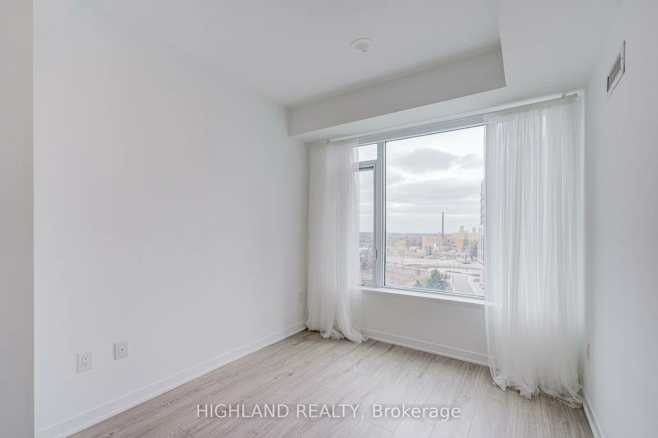 2495, Eglinton, Central Erin Mills, Mississauga