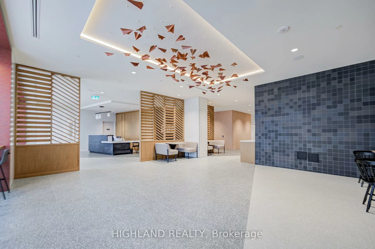 2495, Eglinton, Central Erin Mills, Mississauga