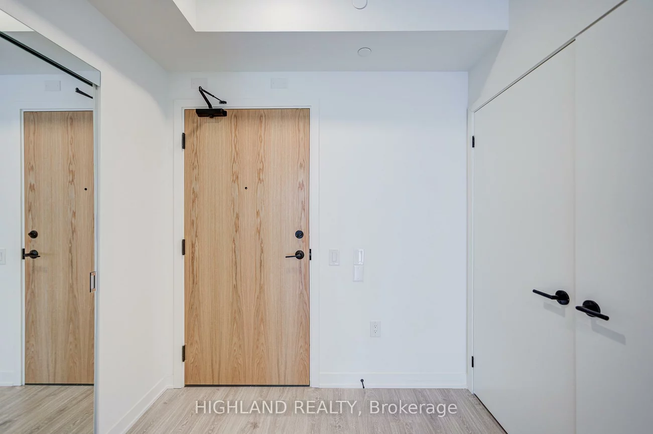 2495, Eglinton, Central Erin Mills, Mississauga