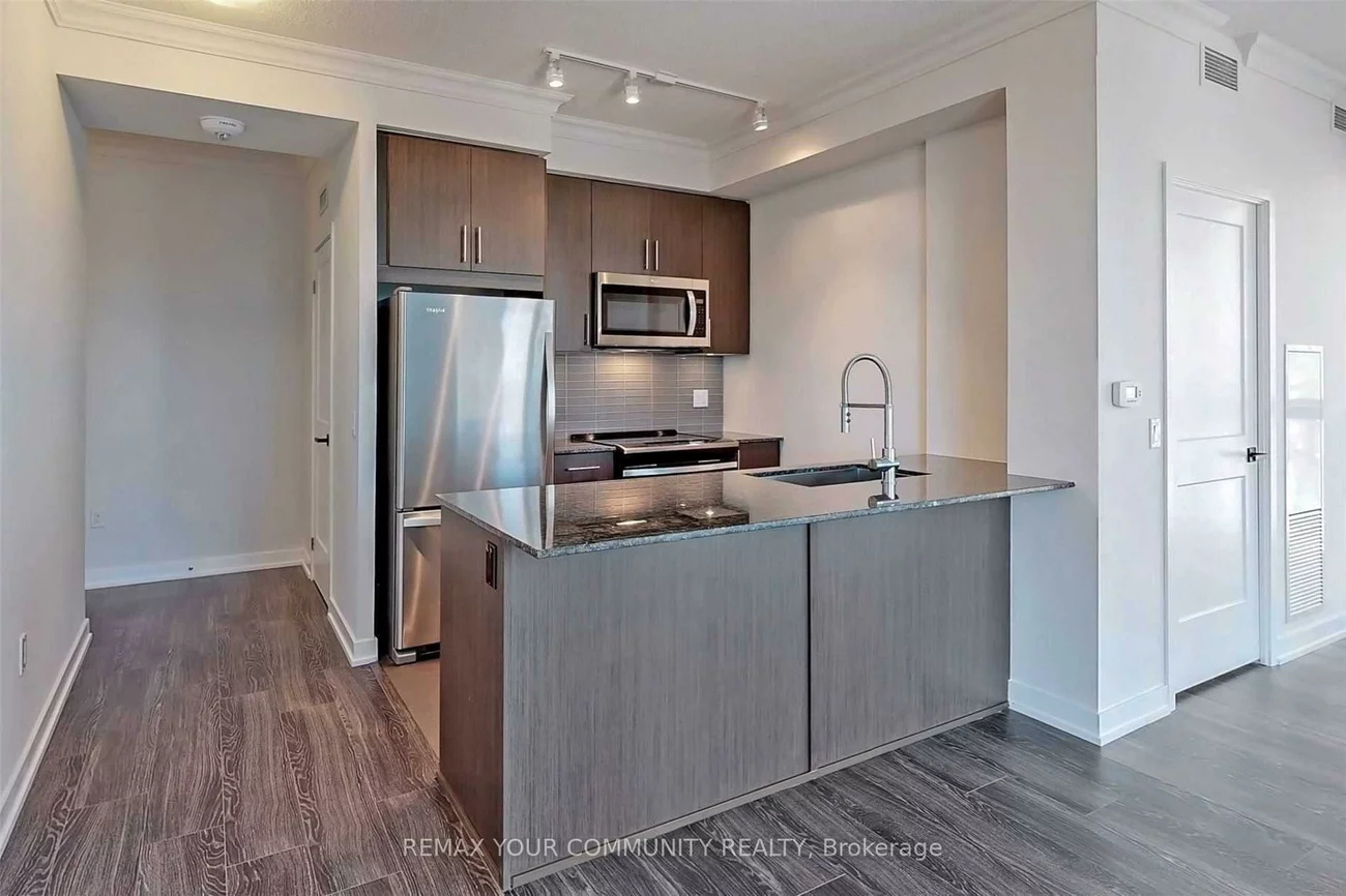 4085, Parkside Village, Creditview, Mississauga