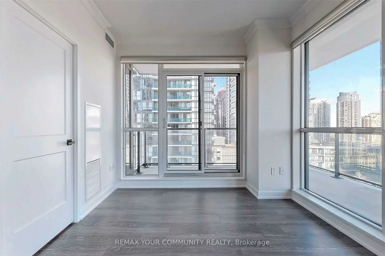 4085, Parkside Village, Creditview, Mississauga