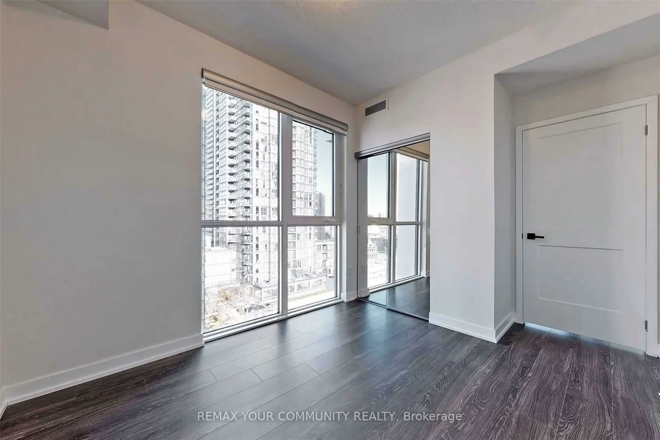 4085, Parkside Village, Creditview, Mississauga