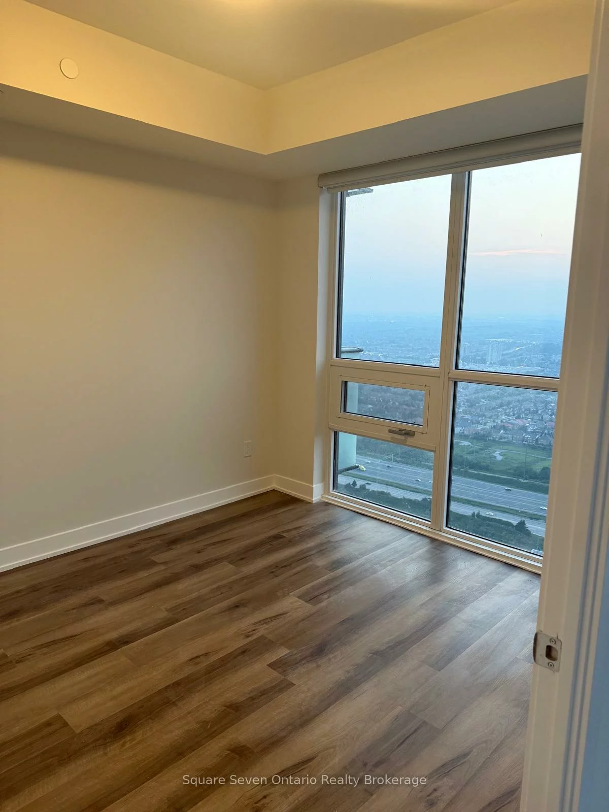 430, Square One, Creditview, Mississauga