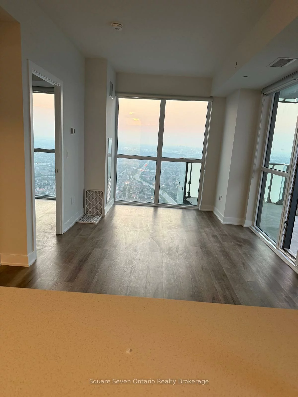 430, Square One, Creditview, Mississauga