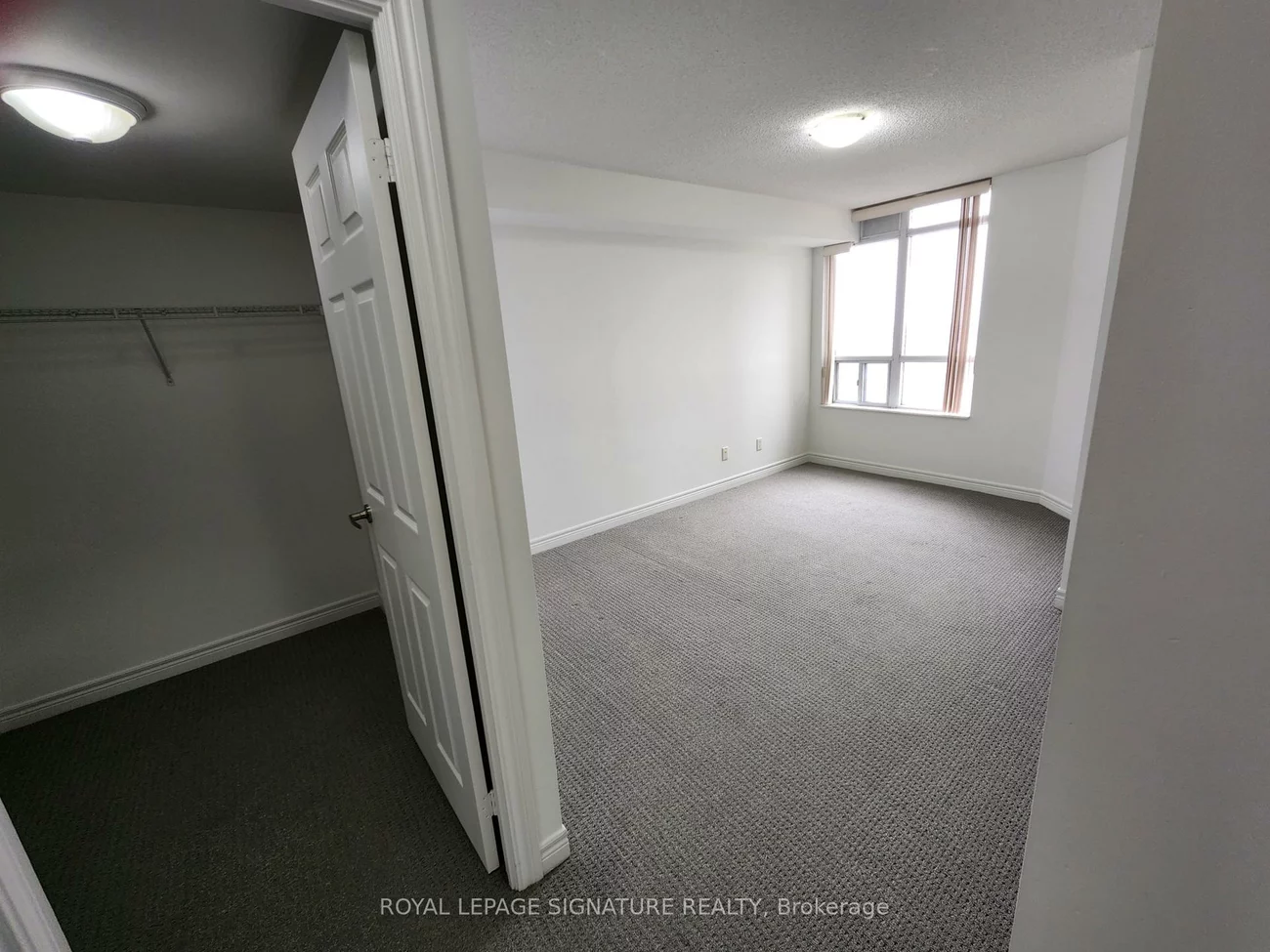 310, Burnhamthorpe, City Centre, Mississauga