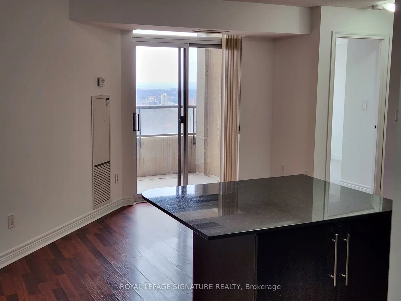 310, Burnhamthorpe, City Centre, Mississauga