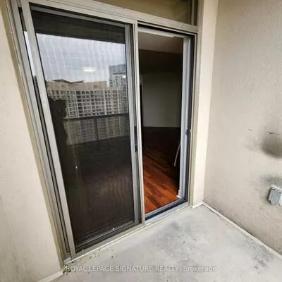 310, Burnhamthorpe, City Centre, Mississauga