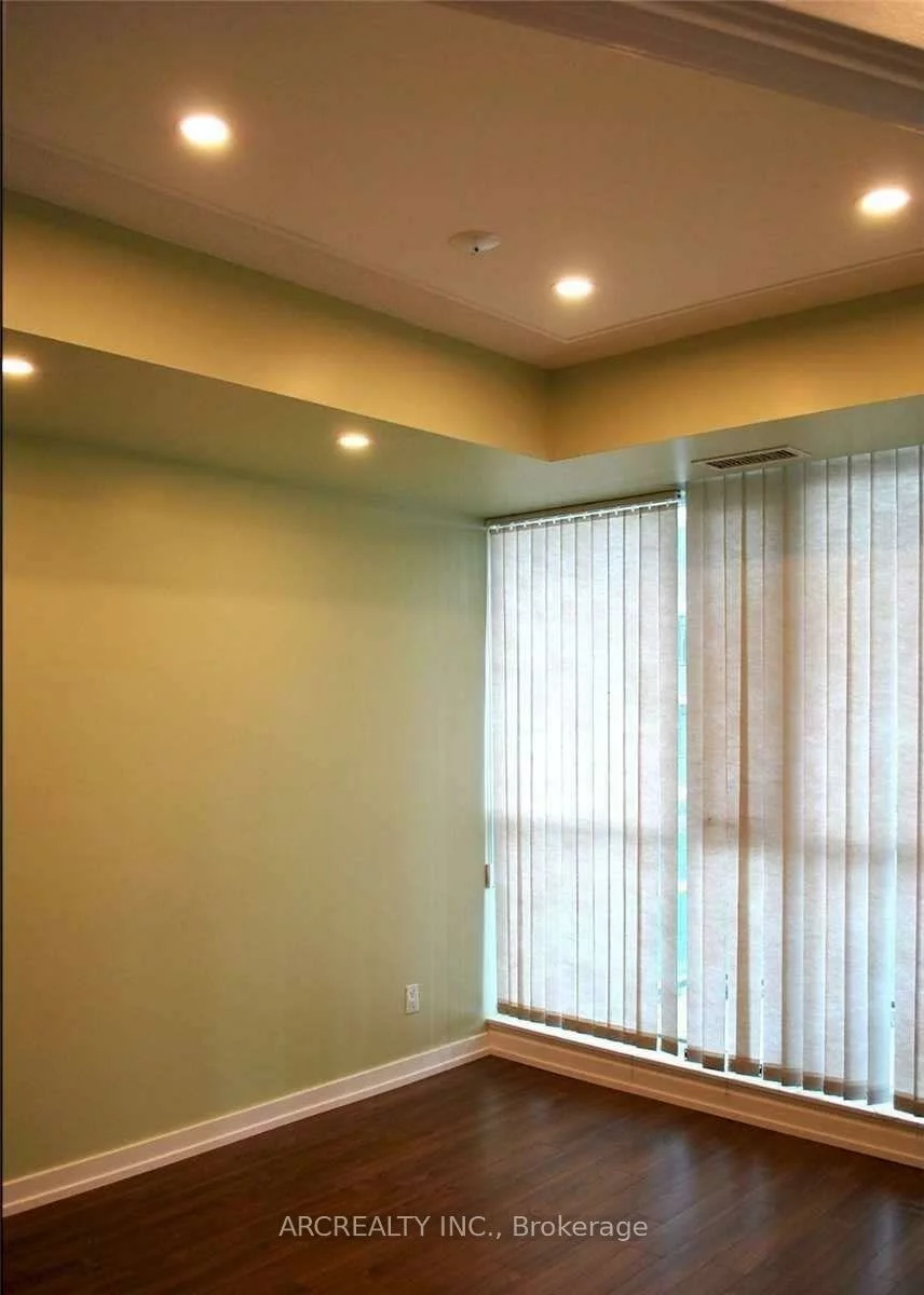 4070, Confederation, City Centre, Mississauga