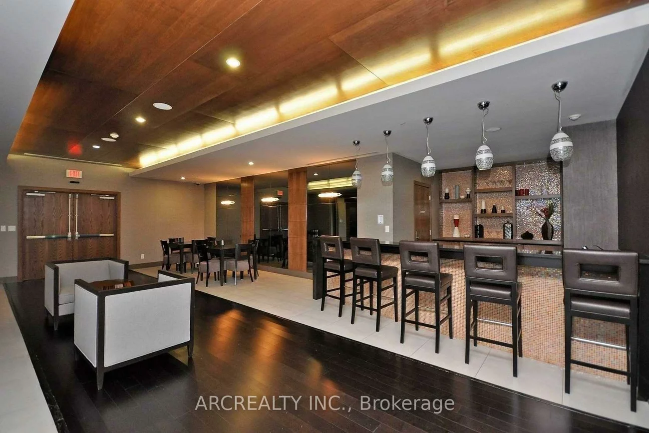 4070, Confederation, City Centre, Mississauga