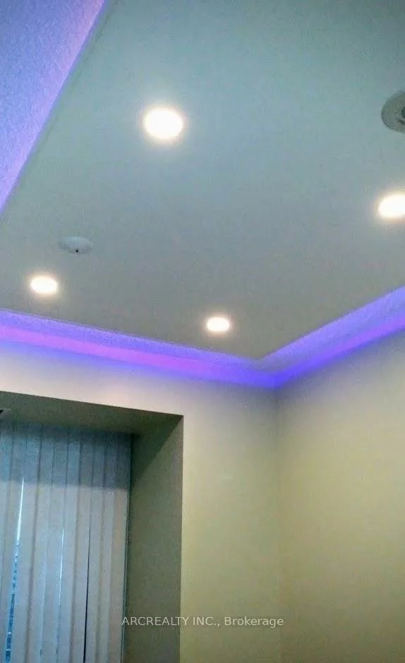 4070, Confederation, City Centre, Mississauga