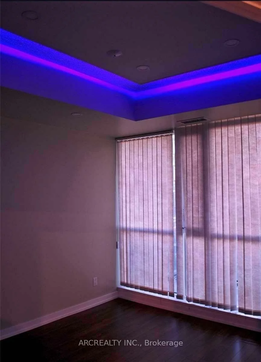 4070, Confederation, City Centre, Mississauga