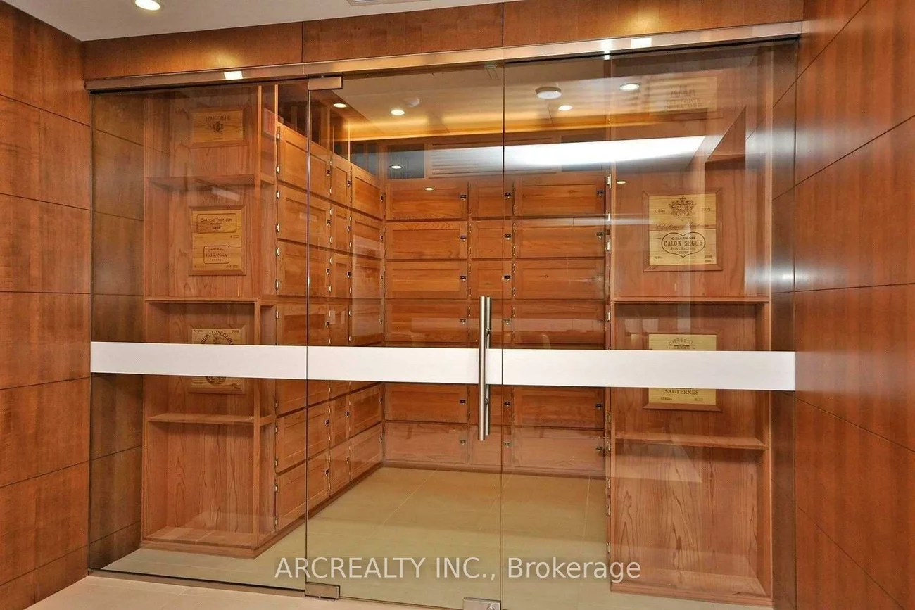 4070, Confederation, City Centre, Mississauga