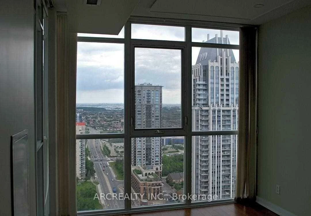 4070, Confederation, City Centre, Mississauga