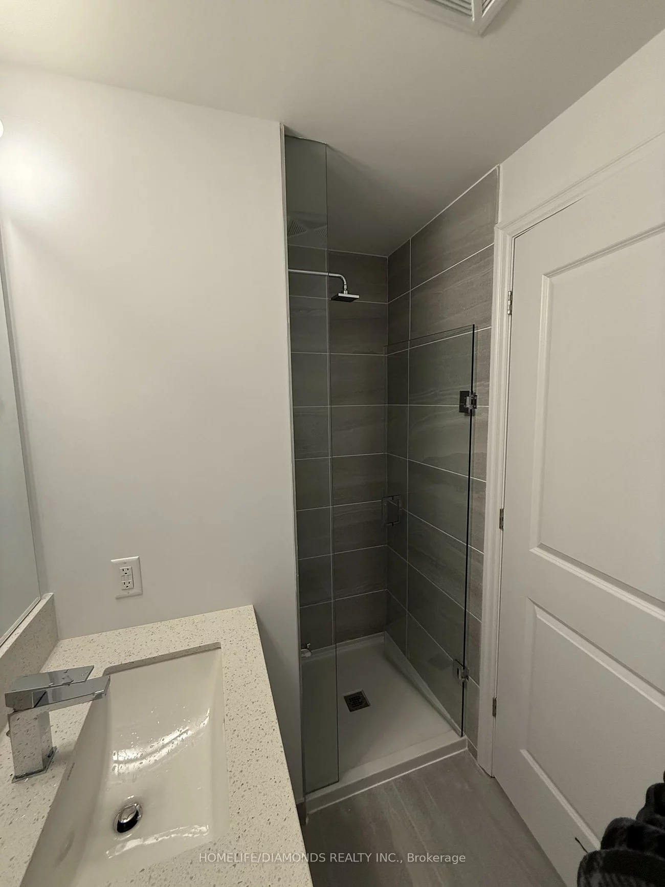 30, ELM, City Centre, Mississauga