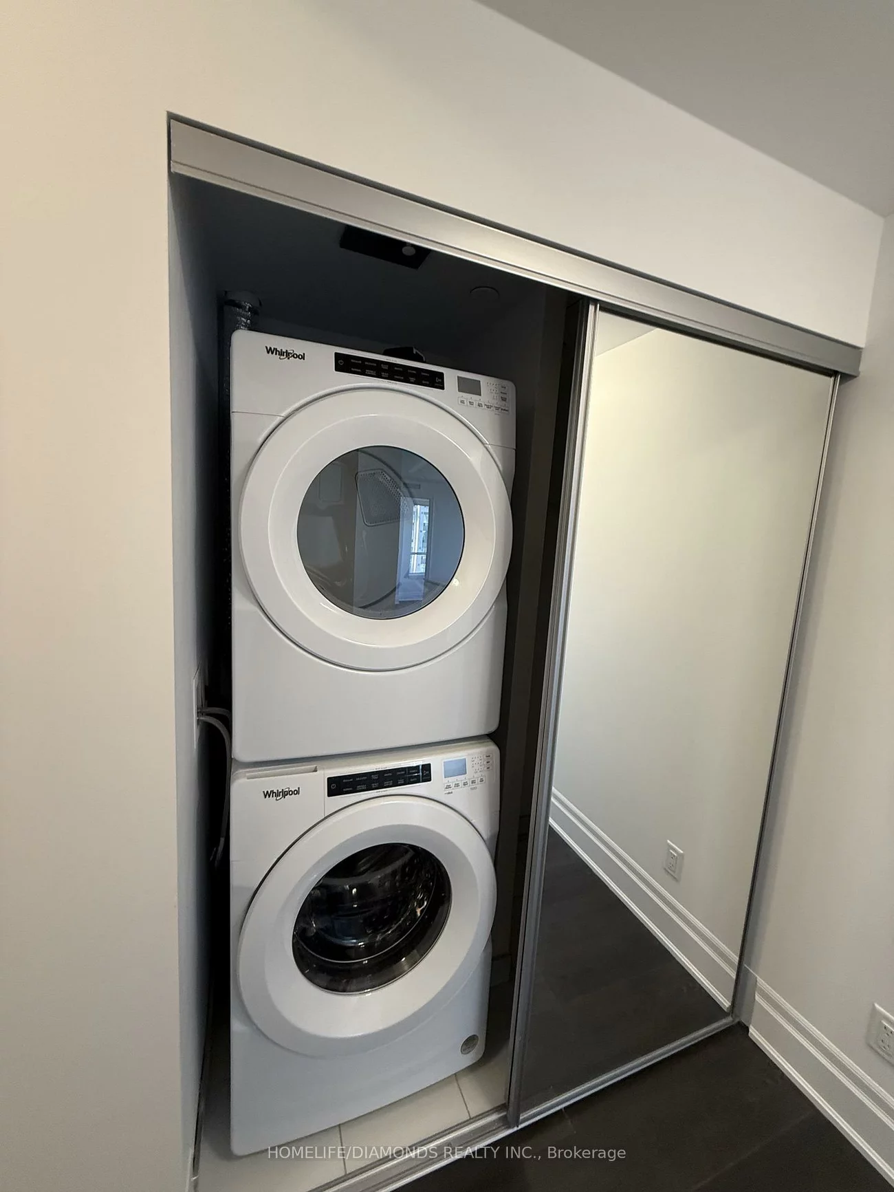 30, ELM, City Centre, Mississauga