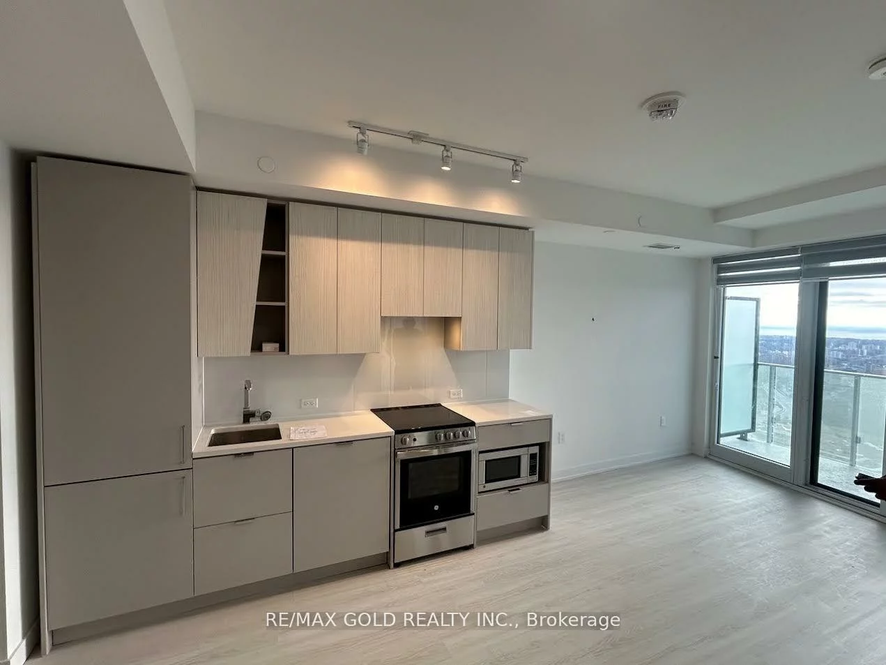 3883, Quartz, City Centre, Mississauga