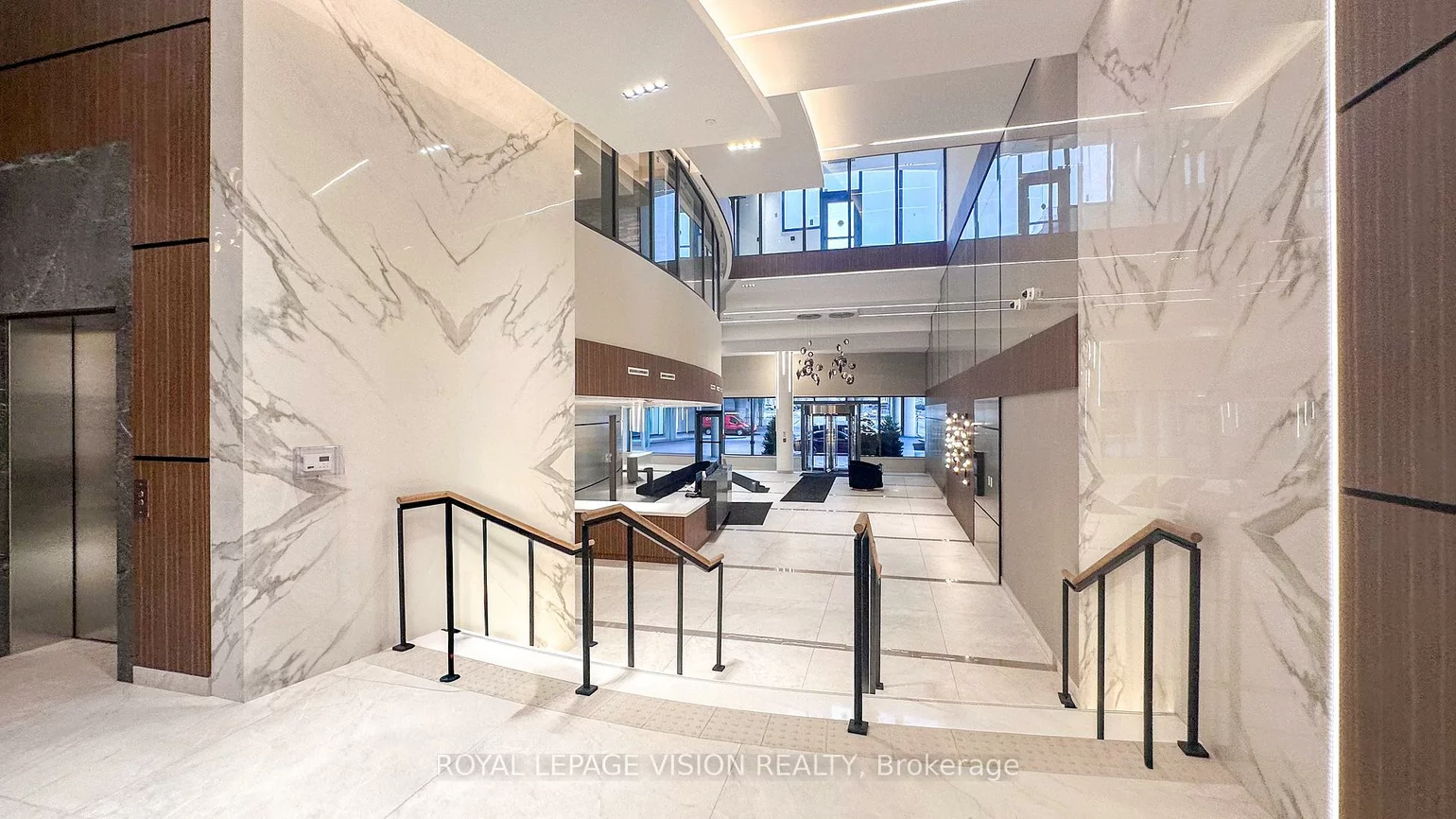 5105, Hurontario, Hurontario, Mississauga