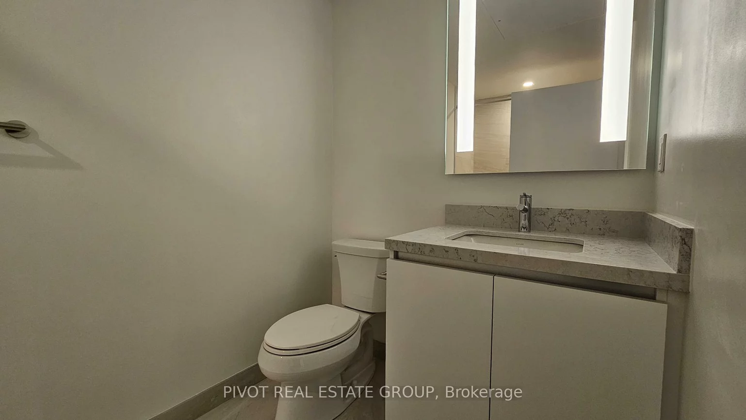 2, Erskine, City Centre, Mississauga