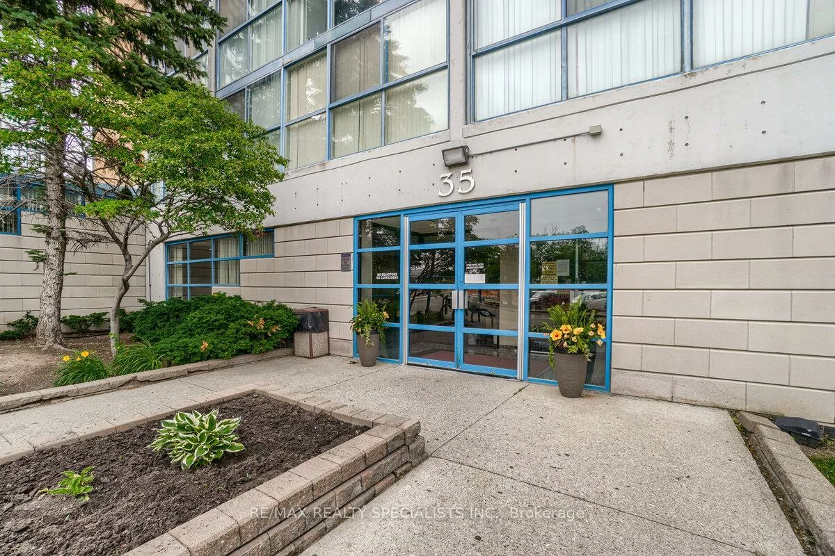 35, Trailwood, Hurontario, Mississauga