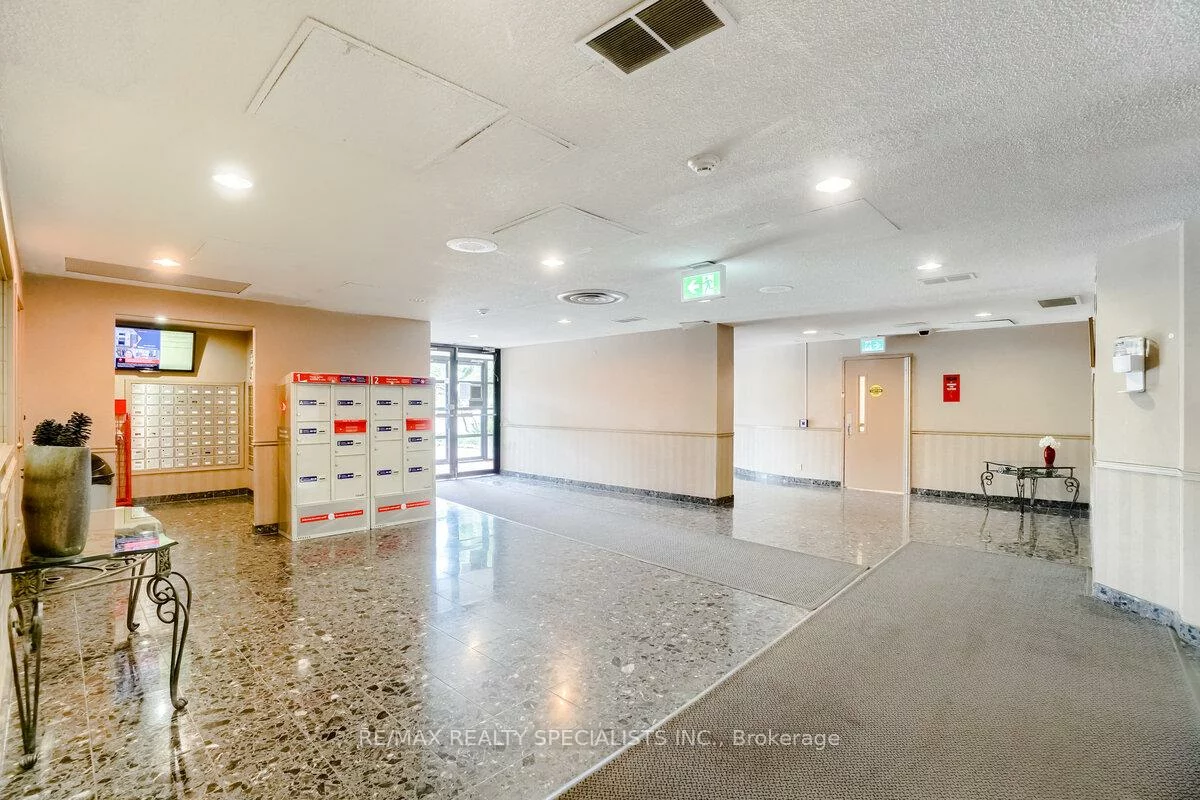 35, Trailwood, Hurontario, Mississauga