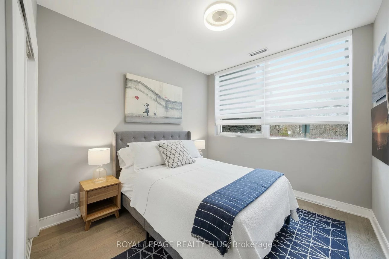 1575, Lakeshore, Clarkson, Mississauga