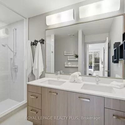 1575, Lakeshore, Clarkson, Mississauga