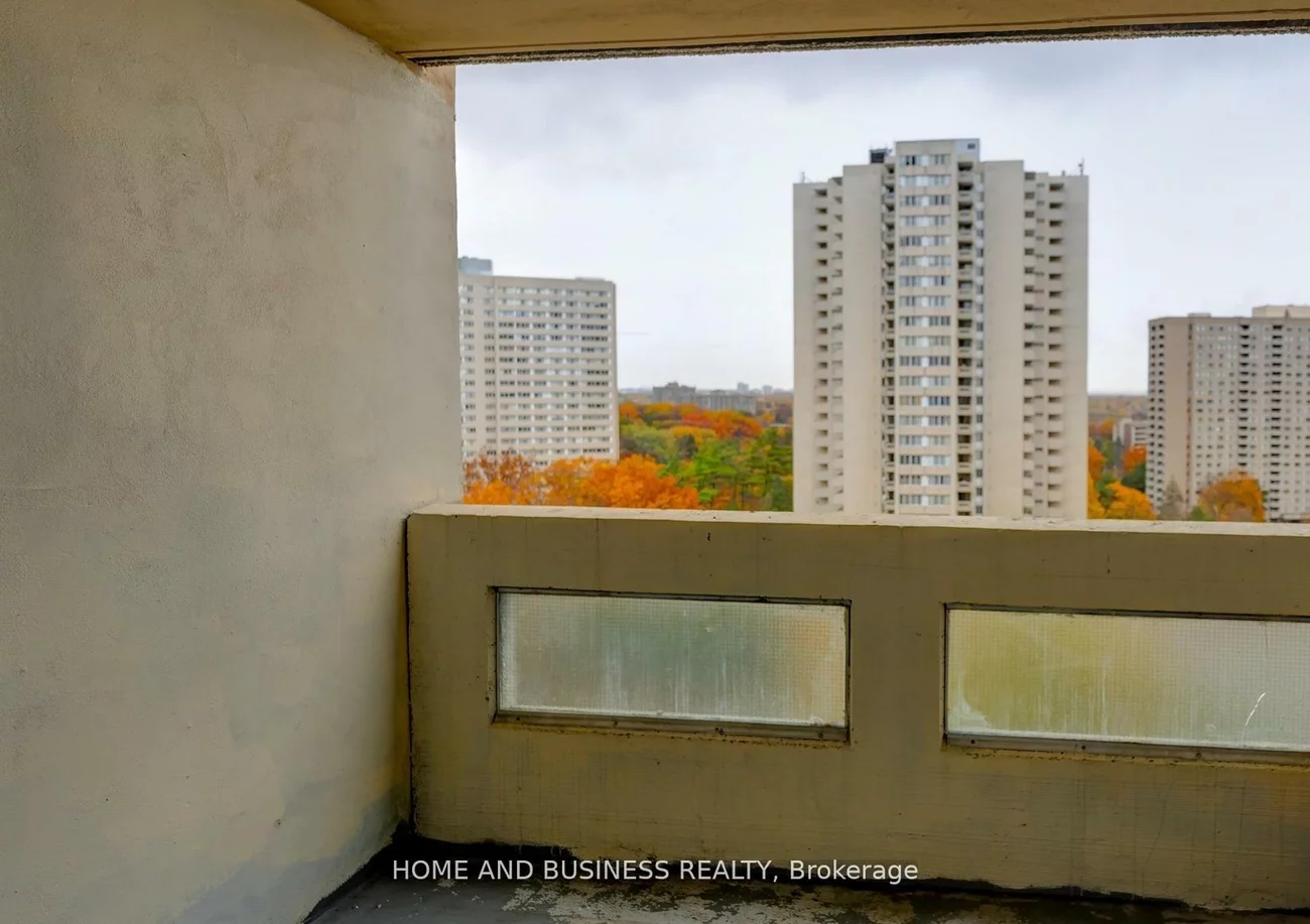 3590, Kaneff, Mississauga Valleys, Mississauga