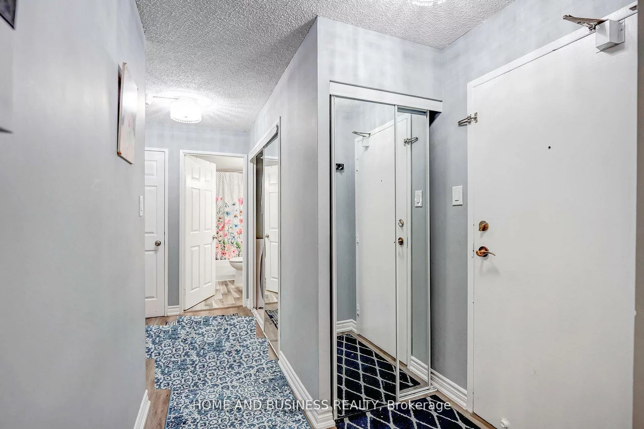 3590, Kaneff, Mississauga Valleys, Mississauga