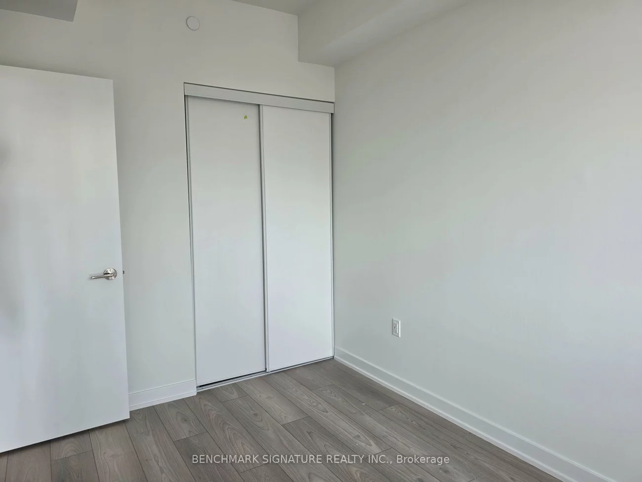 1, Fairview, Mississauga Valleys, Mississauga