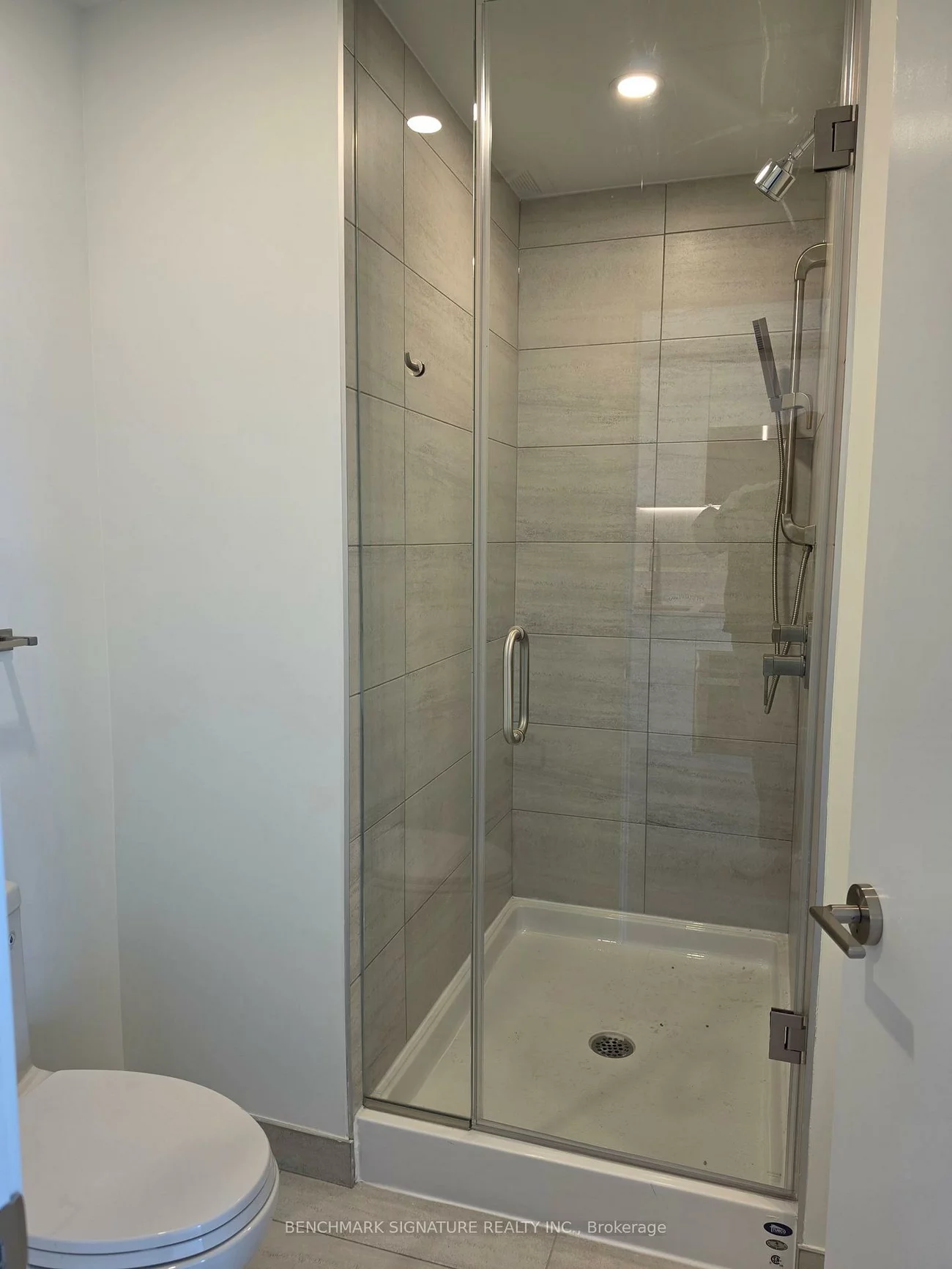 1, Fairview, Mississauga Valleys, Mississauga