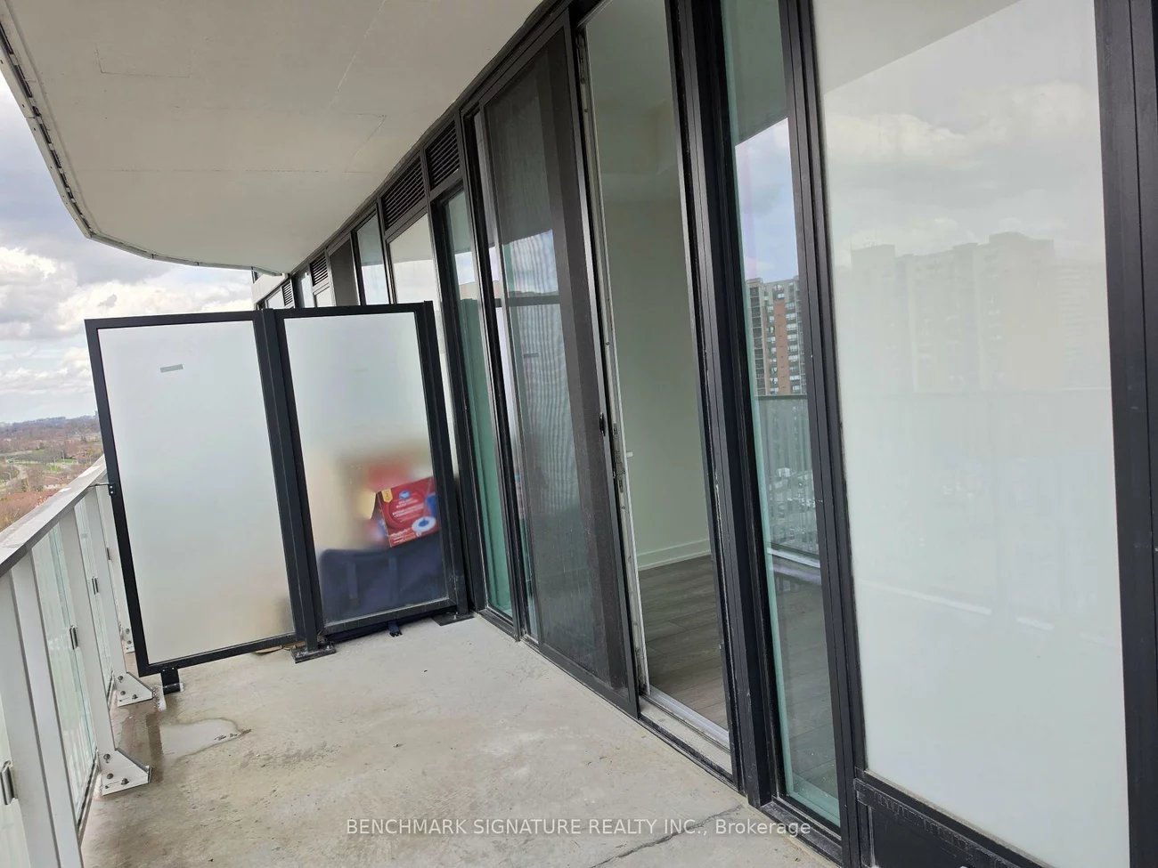 1, Fairview, Mississauga Valleys, Mississauga