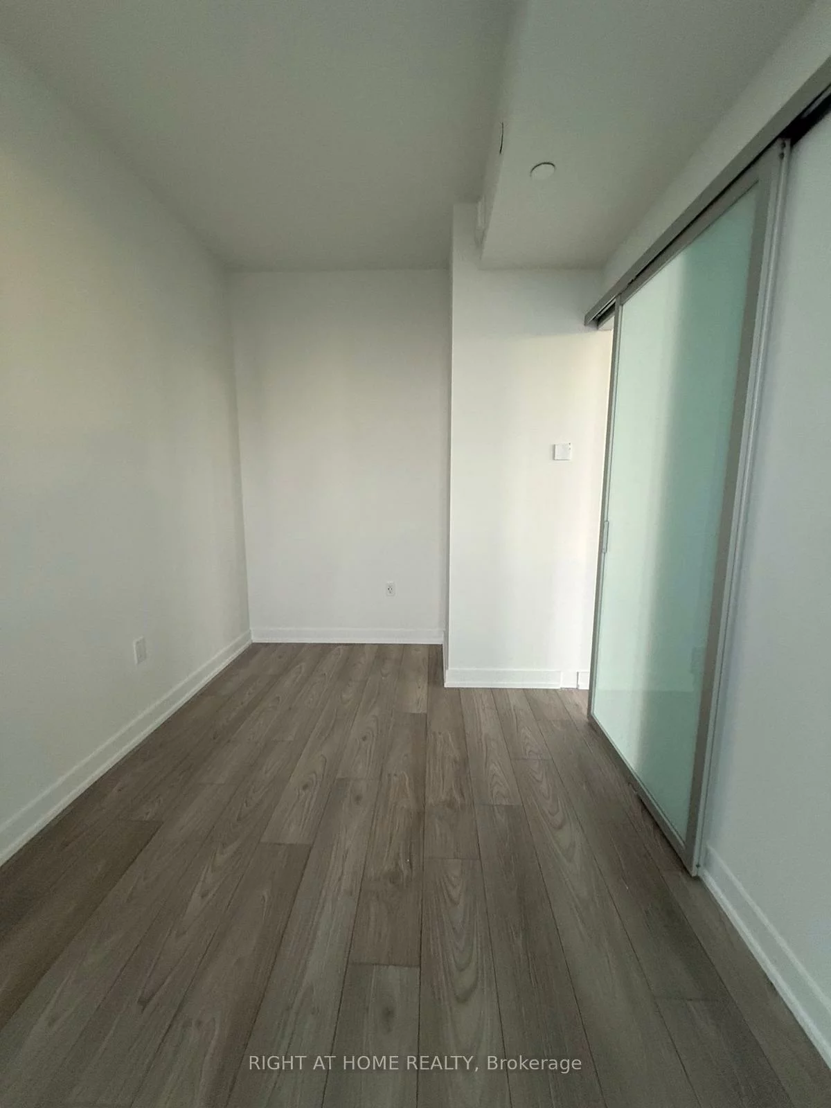 1, Fairview, Mississauga Valleys, Mississauga