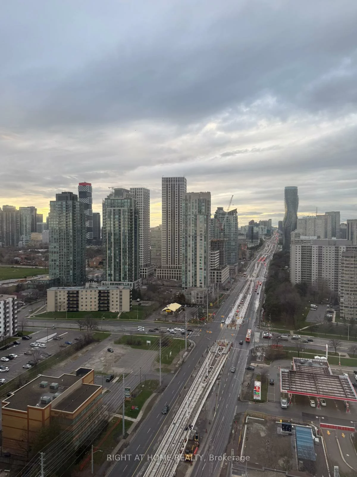 1, Fairview, Mississauga Valleys, Mississauga