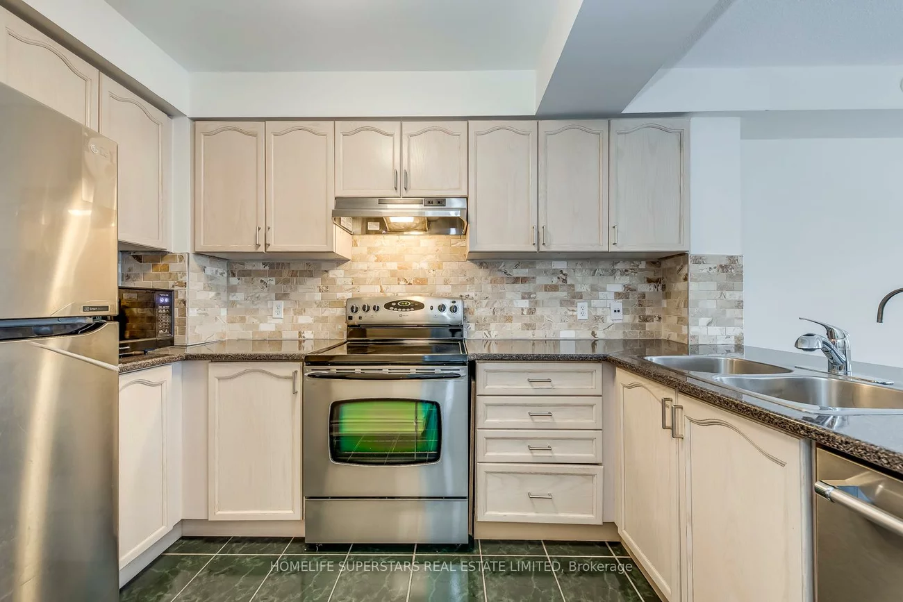 605, Shoreline, Cooksville, Mississauga