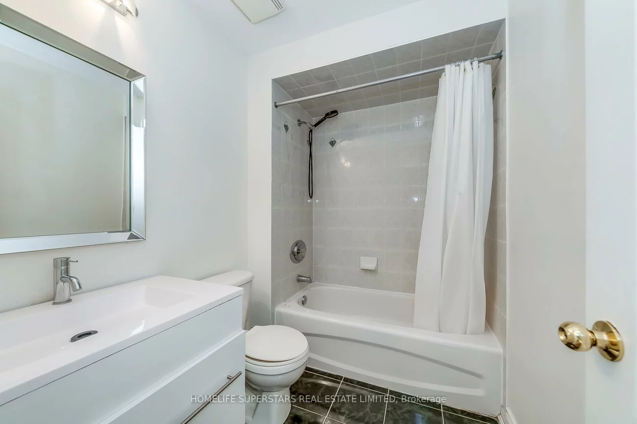 605, Shoreline, Cooksville, Mississauga