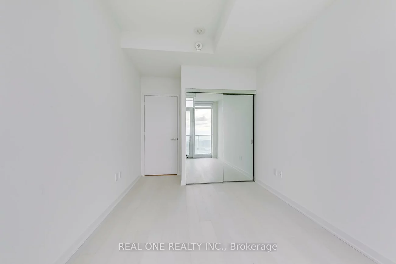 3883, Quartz, City Centre, Mississauga