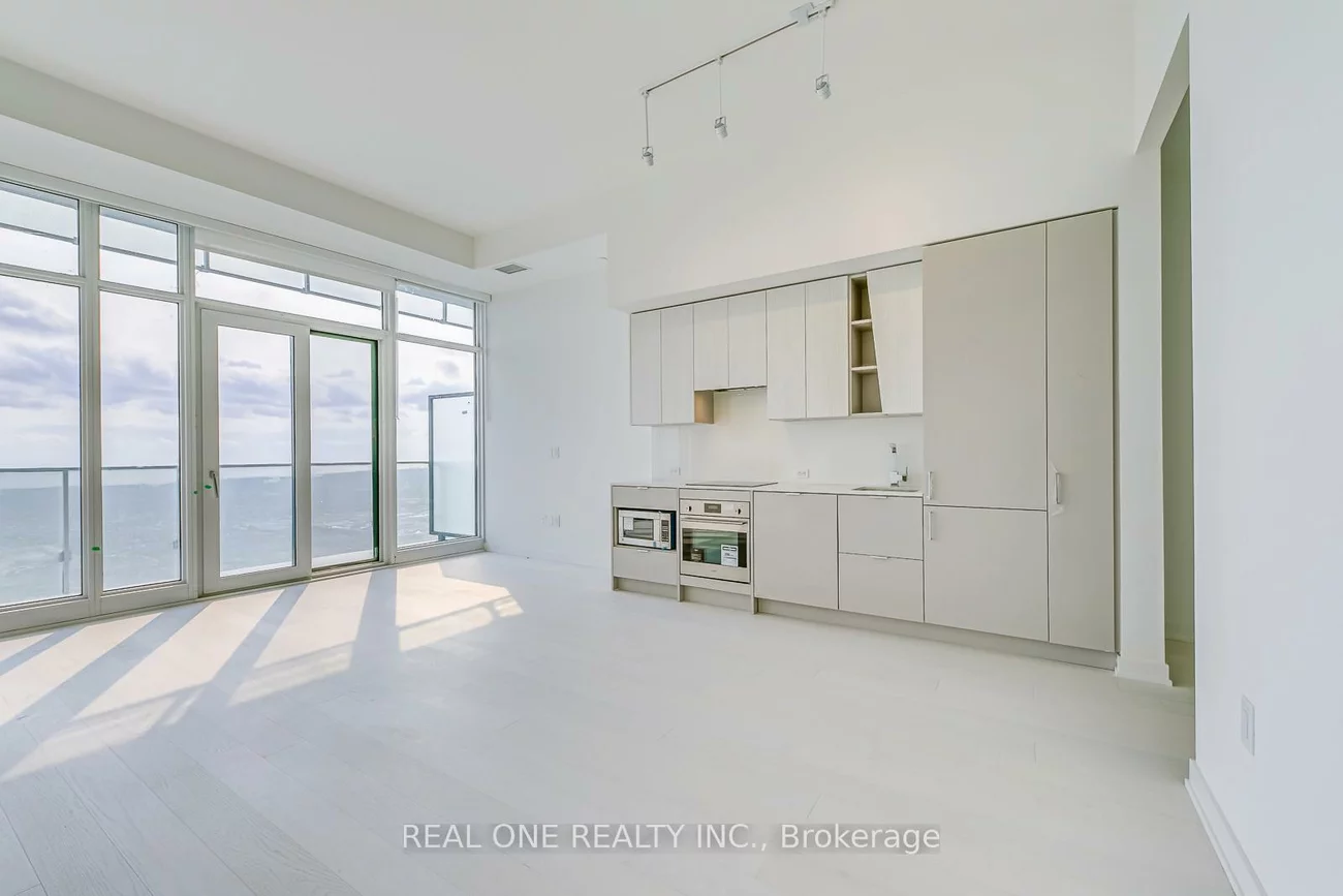 3883, Quartz, City Centre, Mississauga