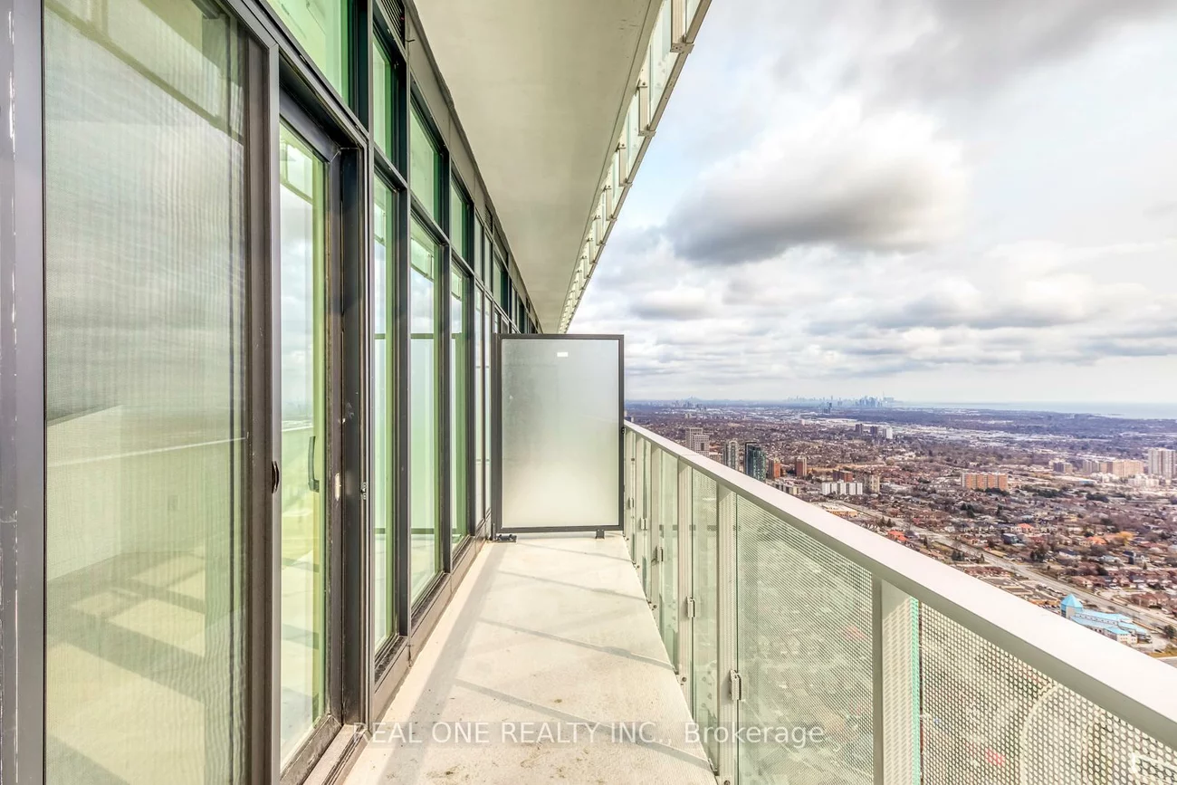 3883, Quartz, City Centre, Mississauga