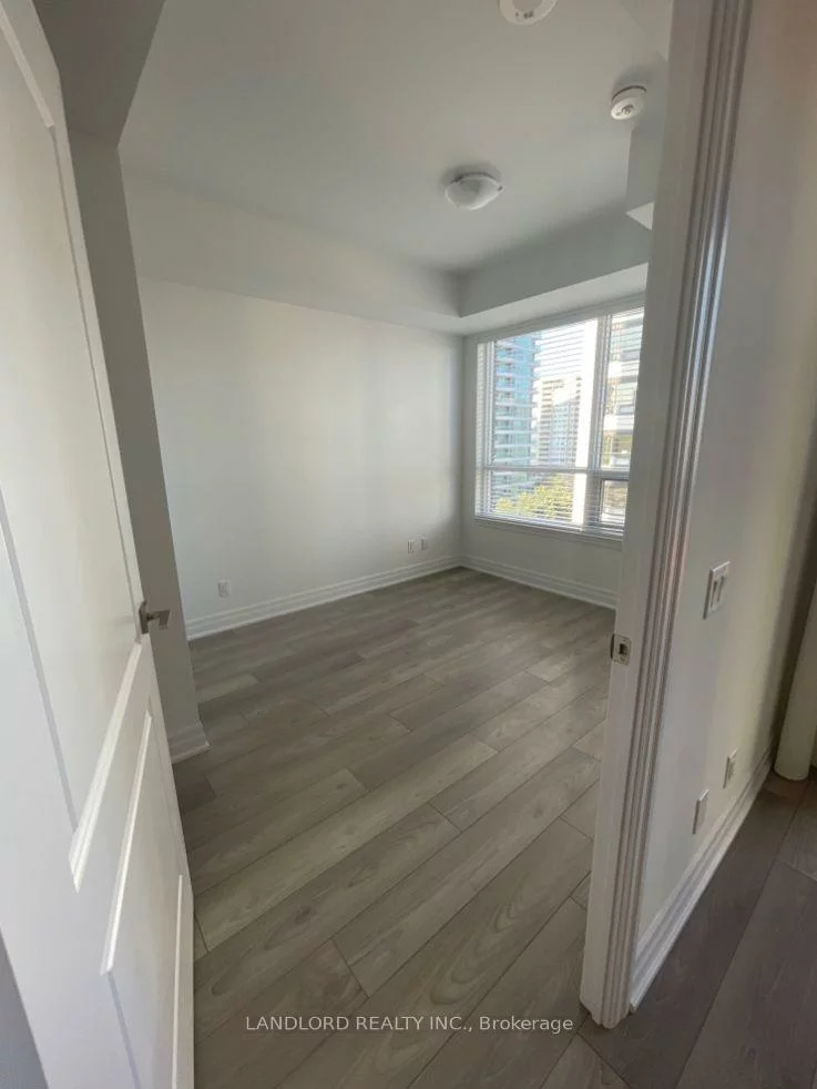 36, Elm, City Centre, Mississauga