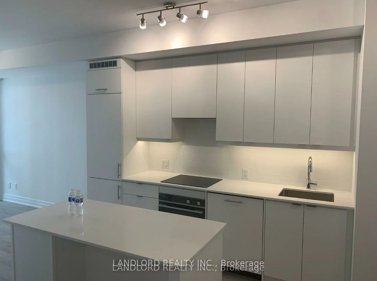 36, Elm, City Centre, Mississauga
