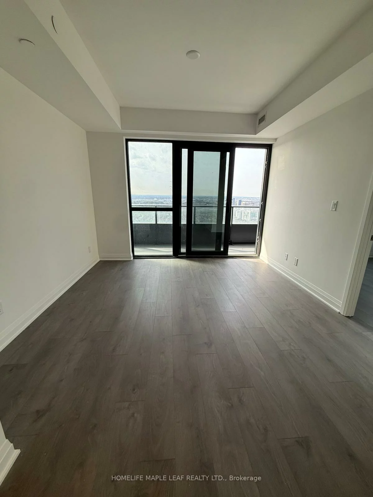 4015, The Exchange, City Centre, Mississauga
